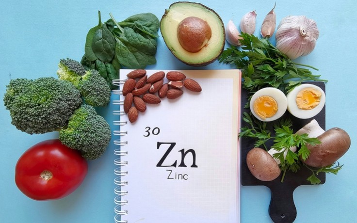 Quels sont les vertus du zinc sur les cheveux ?